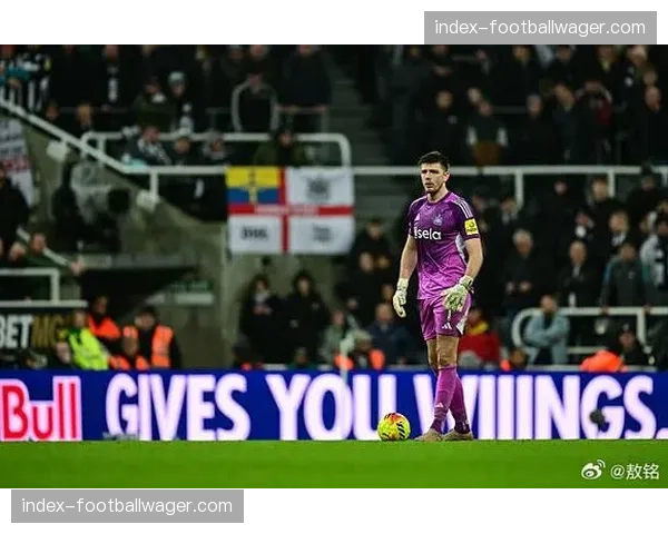 多家媒体证实，纽卡斯尔联主力门将波普因肩伤赛季报销